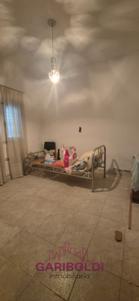 CASA A REFACCIONAR ALBERDI NORTE