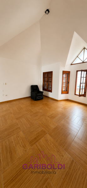 CASA ZONA OESTE MORENO